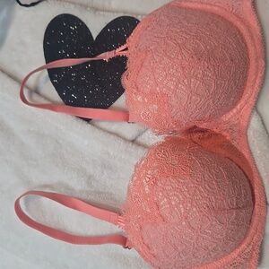 Victoria's Secret Bra 36C Coral/salmon Color